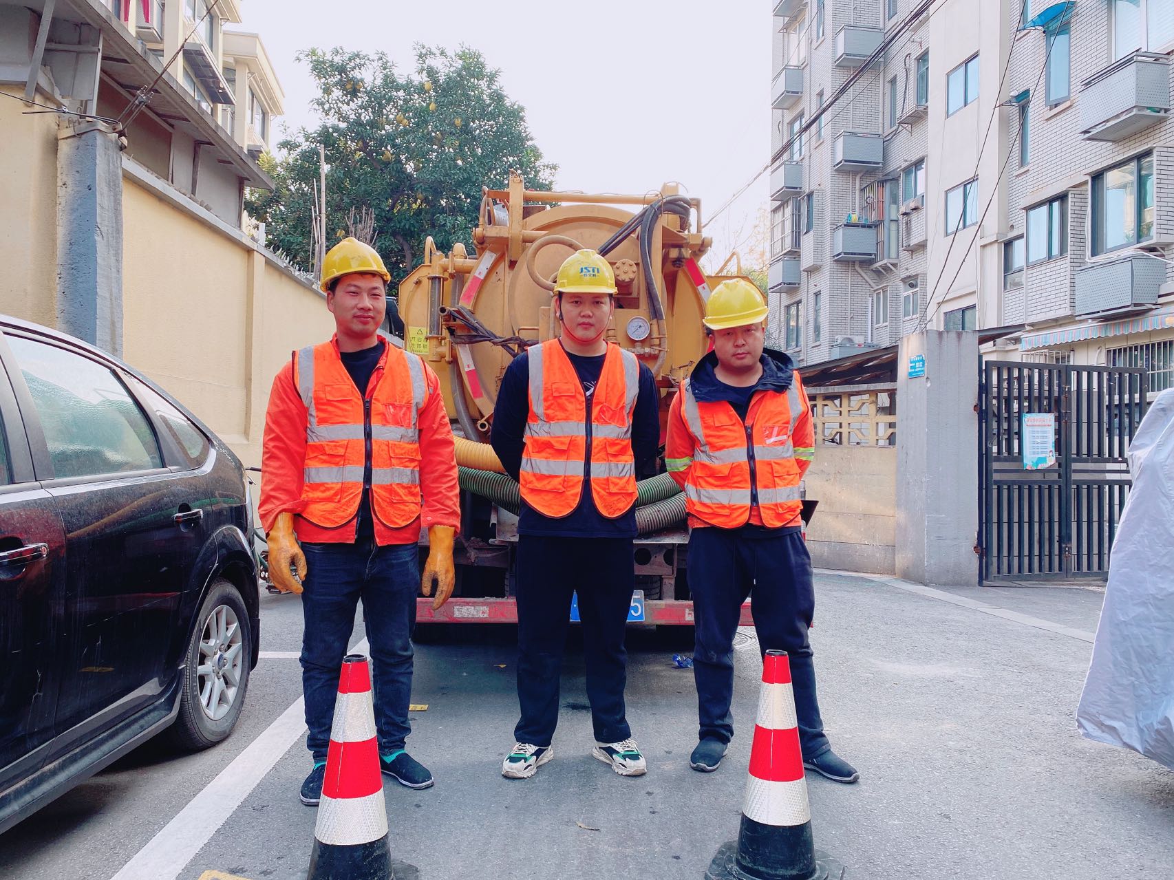 石头城南京某小区管道清淤检测施工