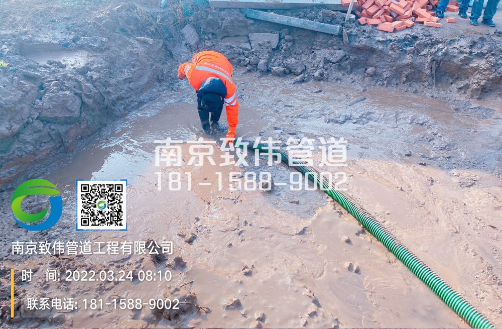 石头城工地泥浆清理
